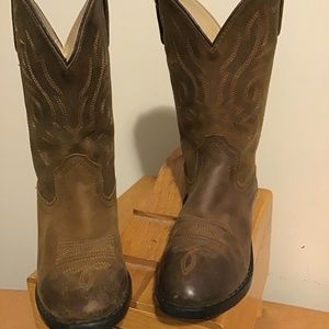 COPY - SMOKEY MOUNTAIN BOOTS, SIZE 1.5, great condition , leather boots